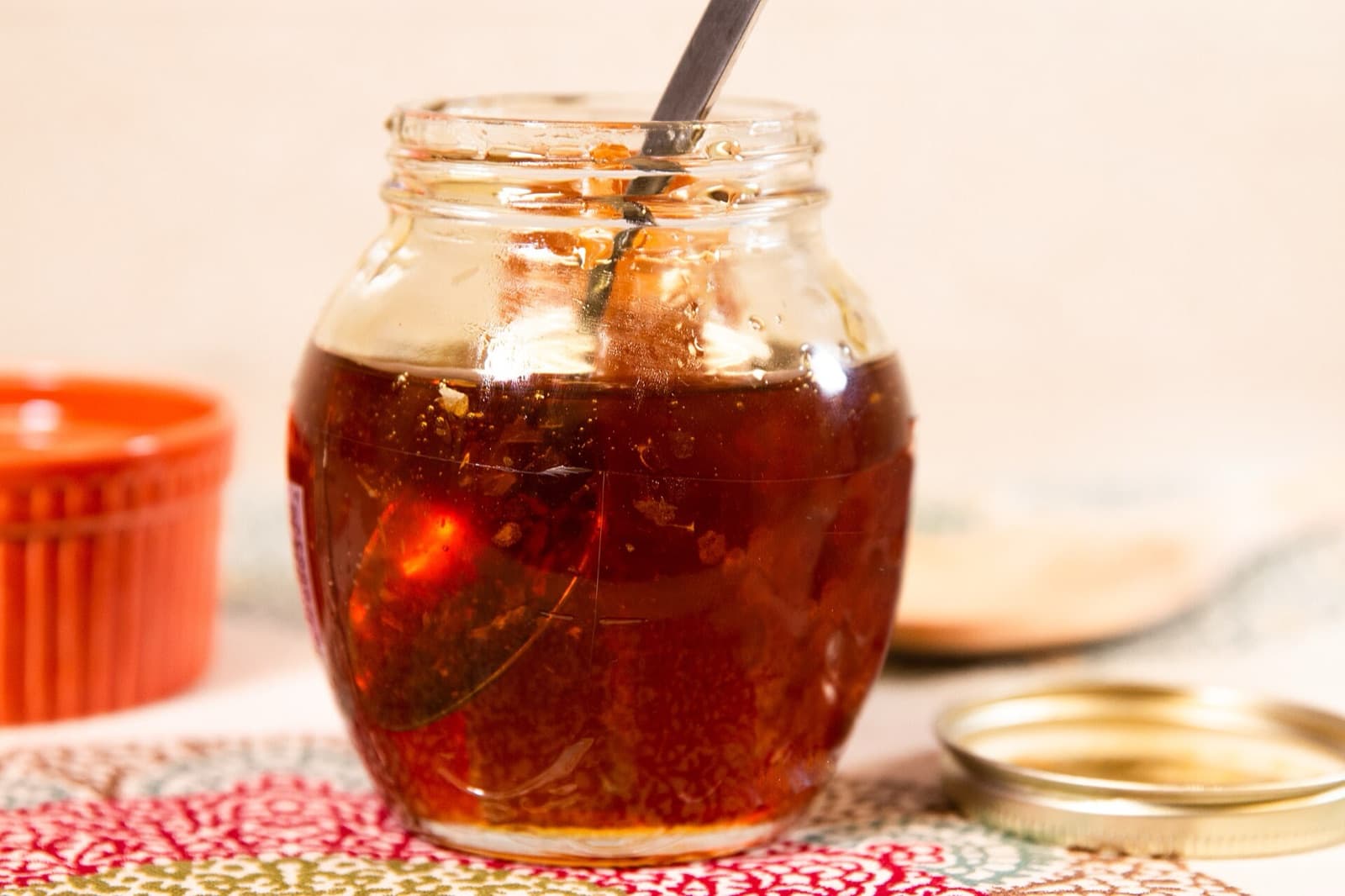 Miel, confiture, jus : les étiquettes ont changé depuis le 14 juin. Une information manque toujours.